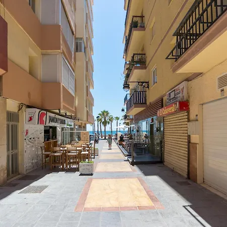 Apartment Malagasuite Yate Iii