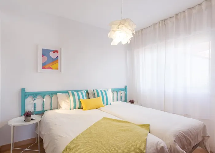 Malagasuite Yate Iii Апартаменты *