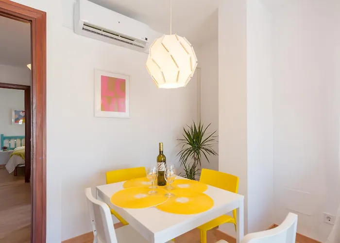 Malagasuite Yate Iii Апартаменты *