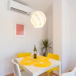 Malagasuite Yate Iii Apartman *
